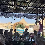 Dias Felices Pyramids Inn