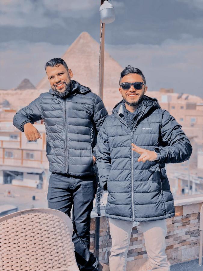 Dias Felices Pyramids